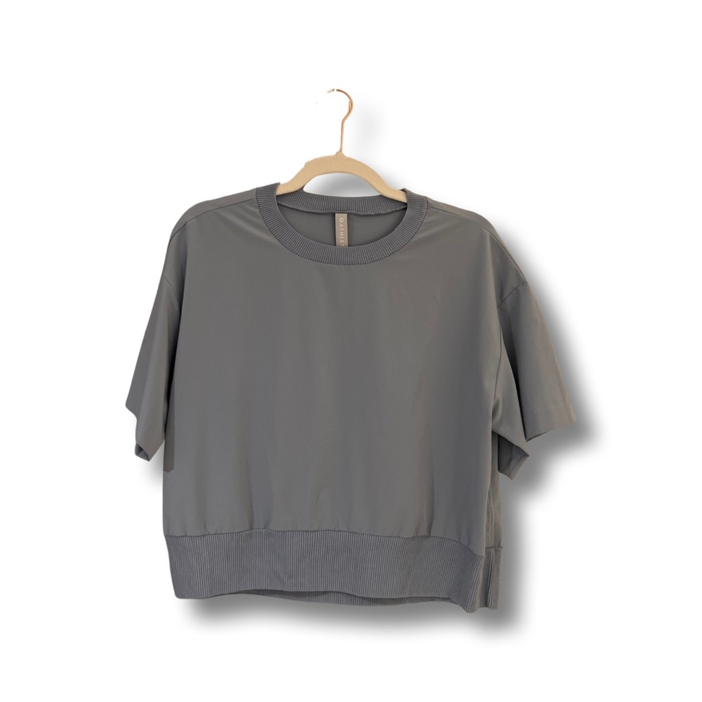 Athletic workout top